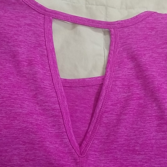 Ideology fuchsia workout tank - Picture 4 of 4
